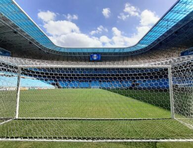 Arena do Grêmio vista de trás do gol