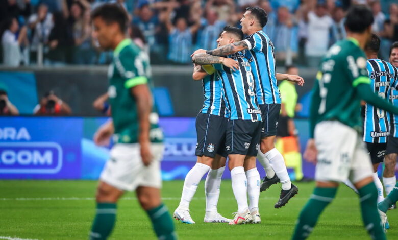 Jogadores do Grêmio em comemoração contra o Palmeiras