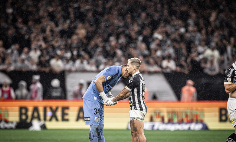 João Paulo e Soteldo pelo Santos