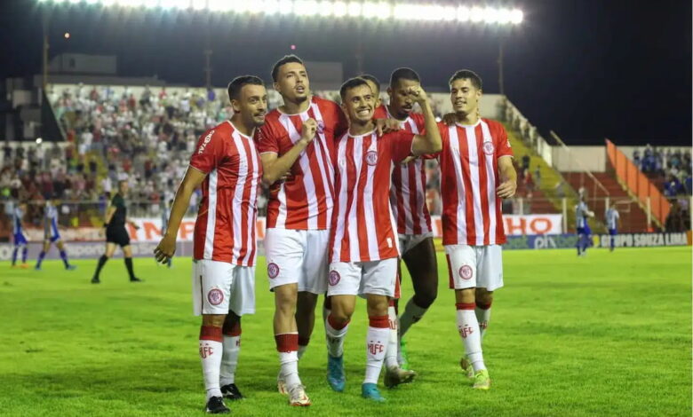 Jogadores do Hercílio Luz