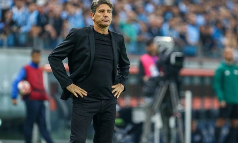 Renato Gaúcho em partida no comando do Grêmio