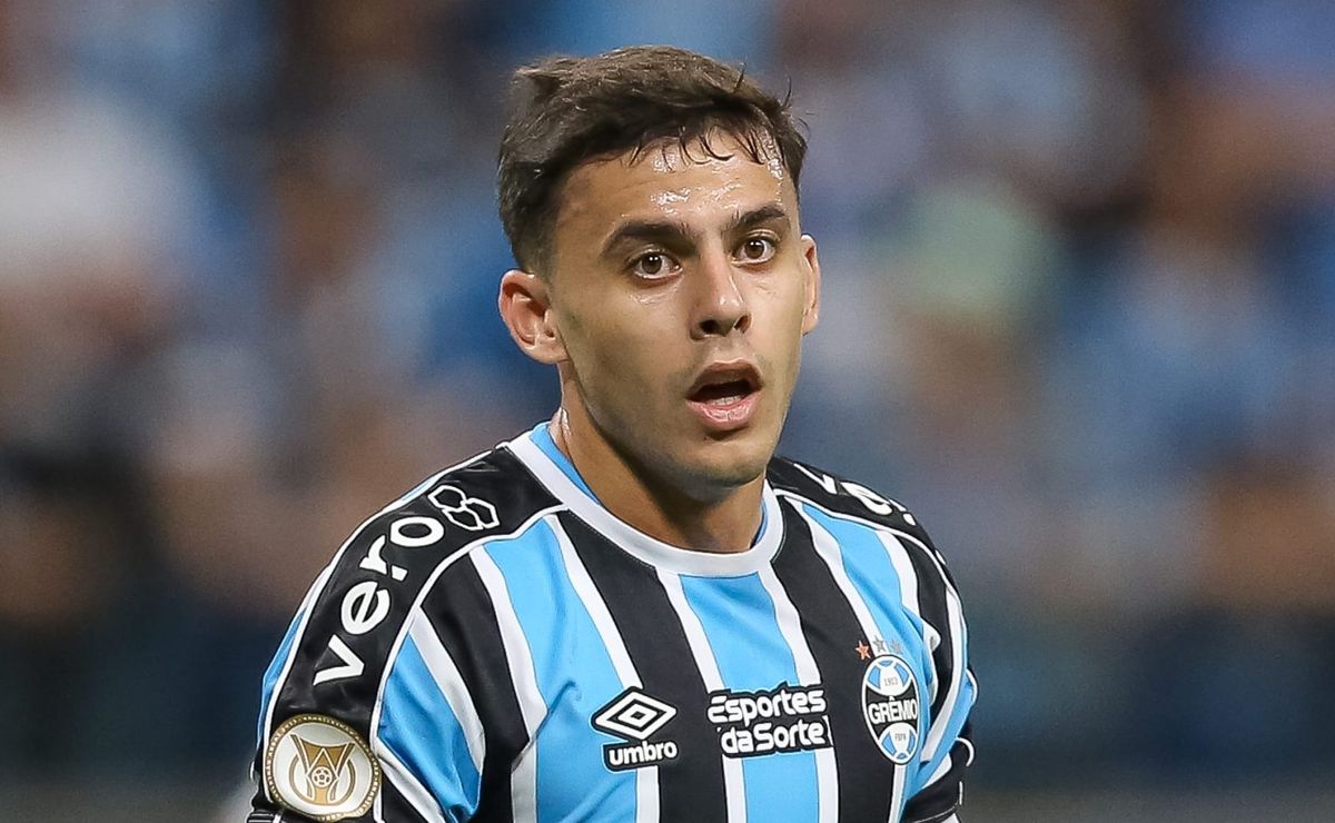 Carballo é notificado e não deve jogar pelo Grêmio no Gauchão