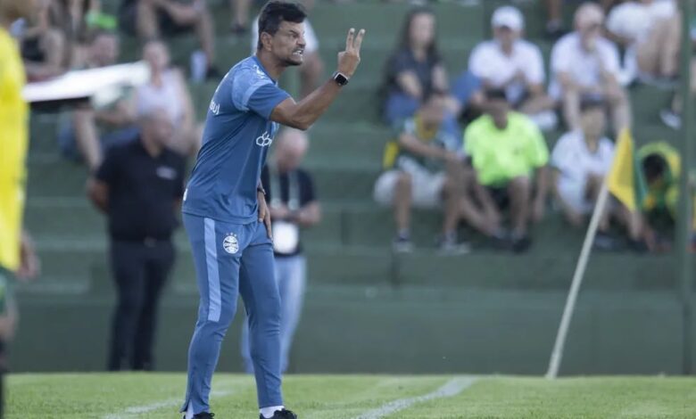 Alexandre Mendes, auxiliar técnico do Grêmio