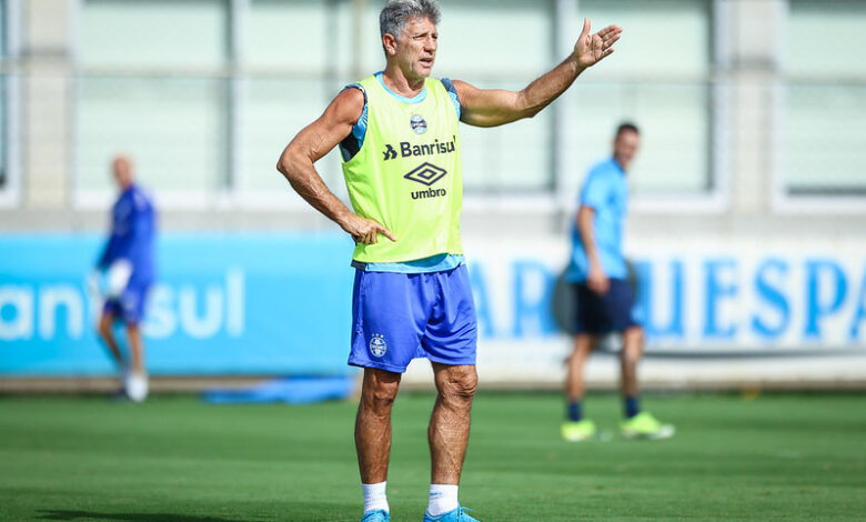 Renato Gaúcho em treino do Grêmio