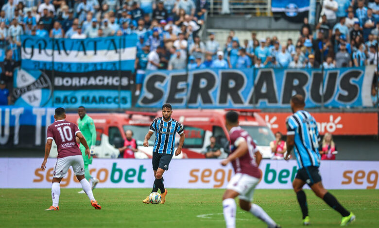 Jogo entre Caxias e Grêmio